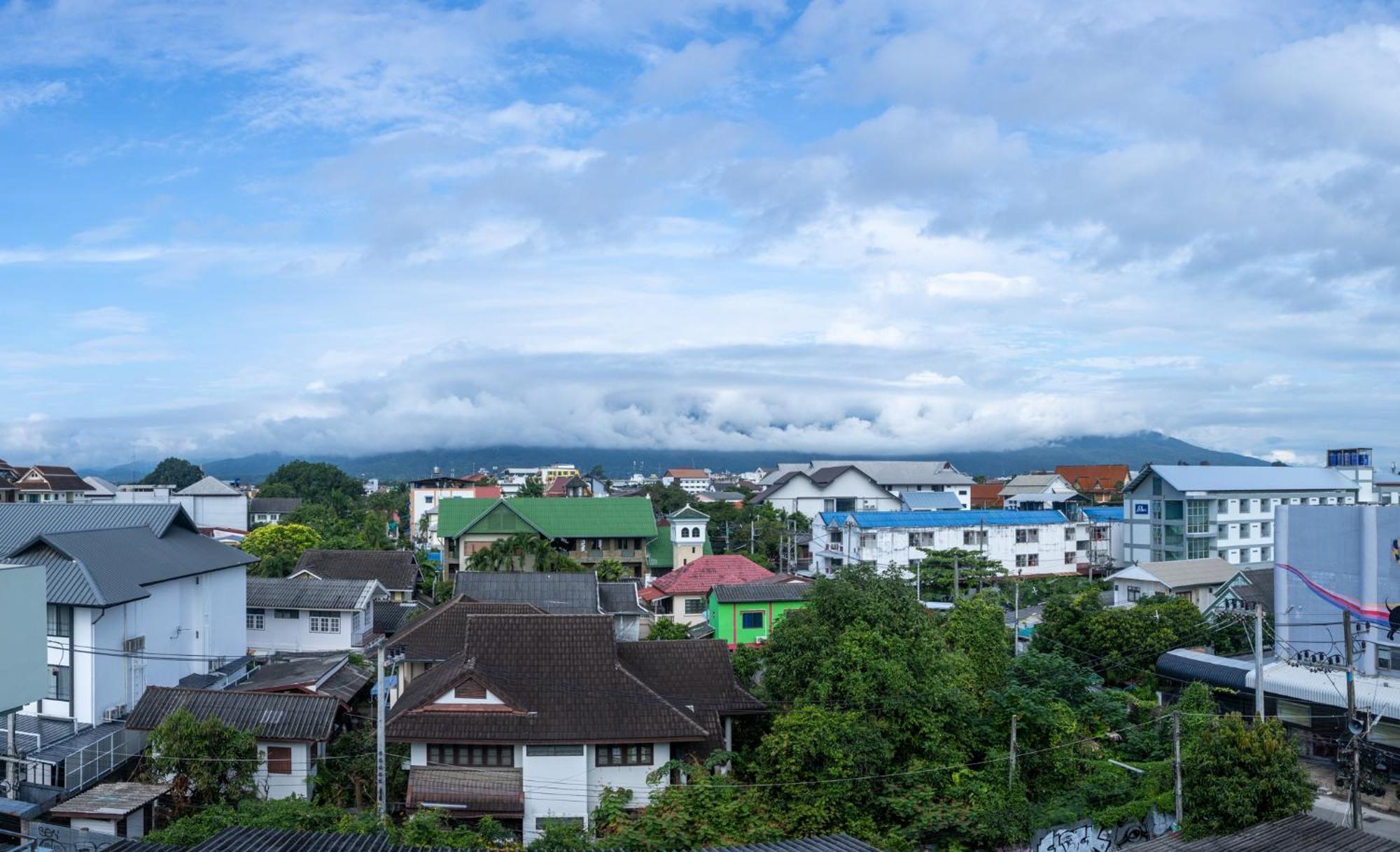 Baan Sinkaew Apartment Chiangmai - บ้านสินแก้ว อพาร์ทเม้นท์ เชียงใหม่ エクステリア 写真